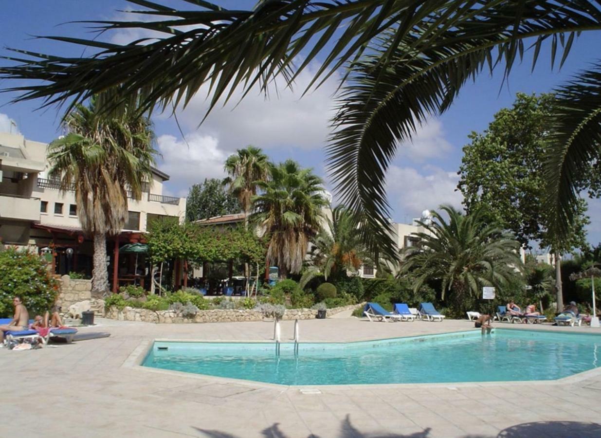 Natalia'S Townhouse, Margarita Gardens 003 Villa Paphos ภายนอก รูปภาพ